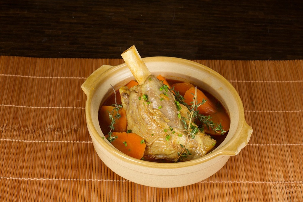 Curry Lamb Shank (Bone-In 700g)