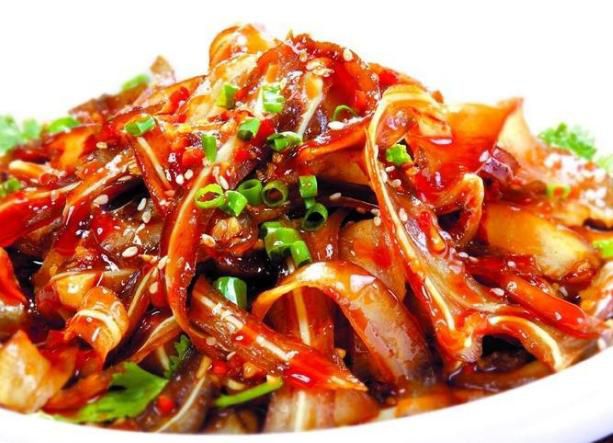 Sichuan Pig Ear 红油猪耳 (180g)