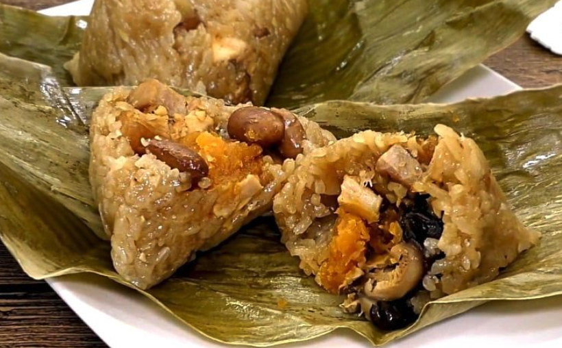 Handmade Sticky Rice Salted Pork Parcel (280g)