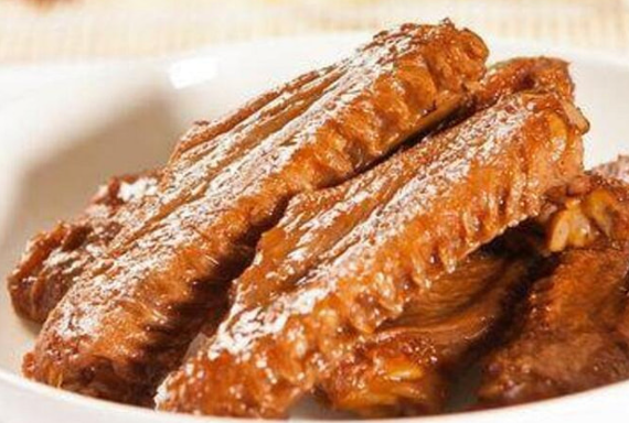 Five-Spiced Duck Wings 五香卤水鸭翼 (300g)